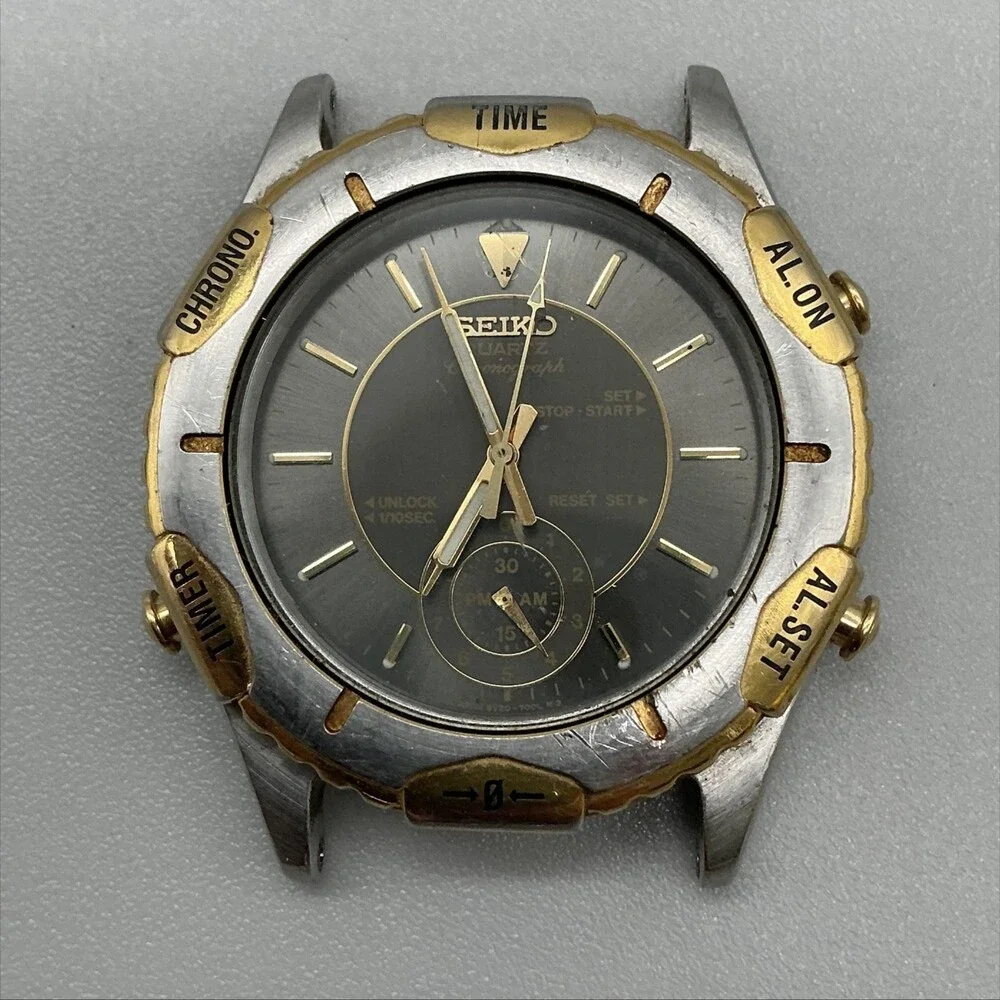 Seiko Men Watch 32mm Black Dial Two Tone Alarm Chrono 8V20 For Parts Not Running